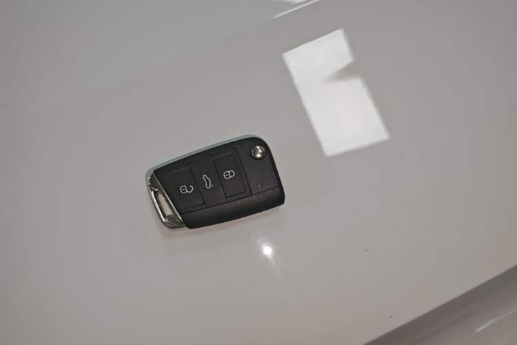 Used Volkswagen Sagitar 2019 280TSI DSG Comfort Version China VI Standard Vehicle Key