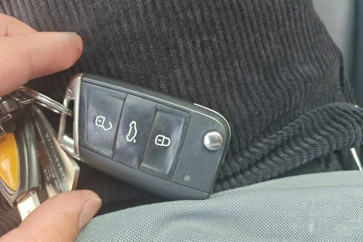 Used Volkswagen Sagitar 2019 280TSI DSG Comfort Version China VI Standard Vehicle Key