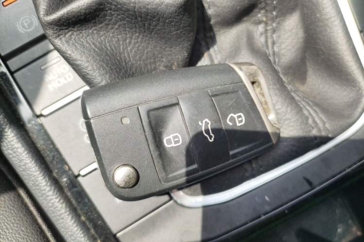 Used Volkswagen Sagitar 2019 280TSI DSG Comfort Version China VI Standard Vehicle Key