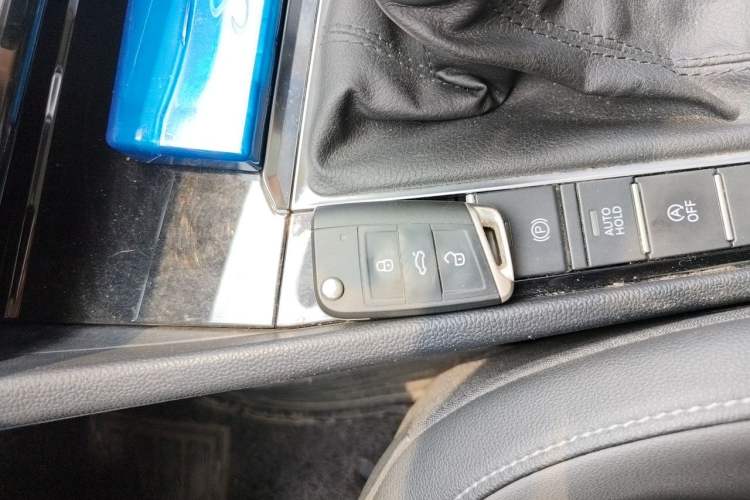 Used Volkswagen Sagitar 2019 280TSI DSG Comfort Version China VI Standard Vehicle Key