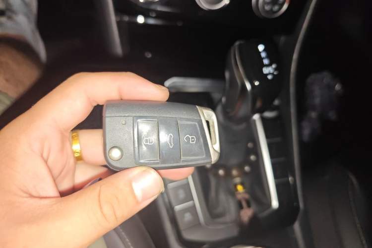Used Volkswagen Sagitar 2019 280TSI DSG Comfort Version China VI Standard Vehicle Key