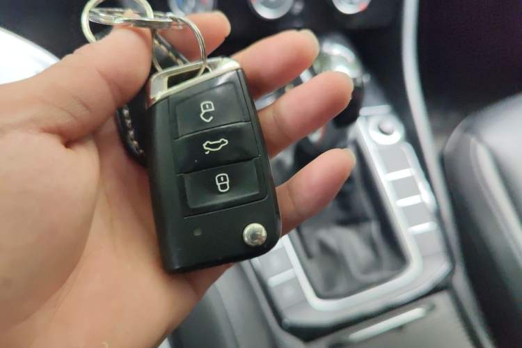 Used Volkswagen Sagitar 2019 280TSI DSG Comfort Version China VI Standard Vehicle Key