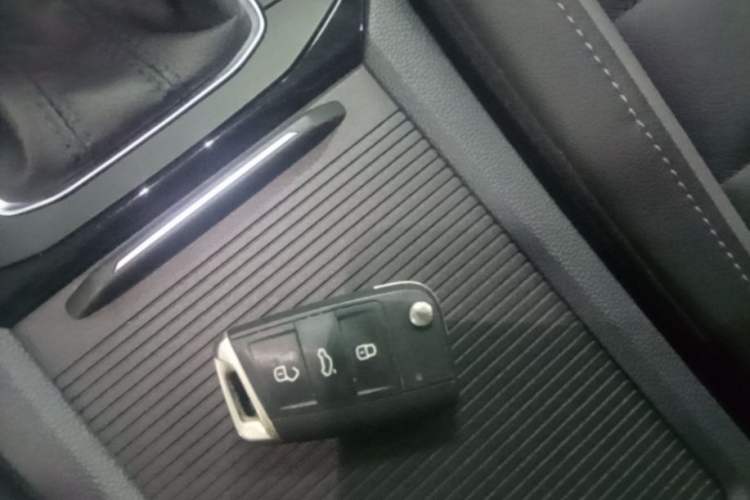 Used Volkswagen Sagitar 2019 280TSI DSG Comfort Version China VI Standard Vehicle Key