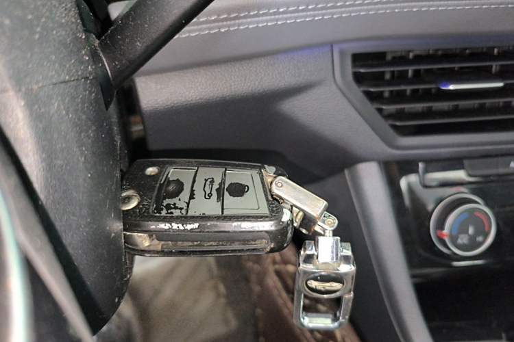 Used Volkswagen Sagitar 2019 280TSI DSG Comfort Version China VI Standard Vehicle Key