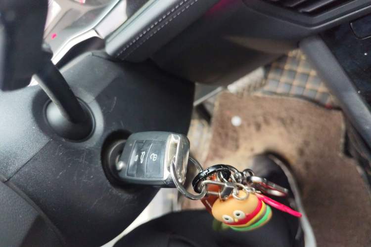 Used Volkswagen Sagitar 2019 280TSI DSG Comfort Version China VI Standard Vehicle Key