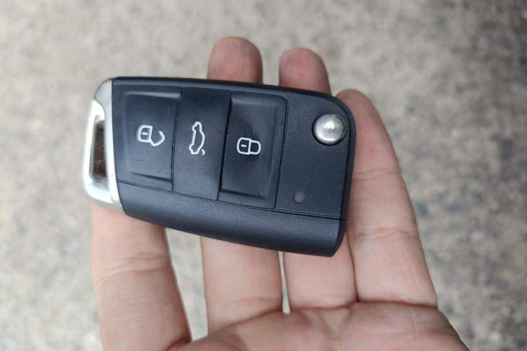 Used Volkswagen Sagitar 2019 280TSI DSG Luxury Version China VI Standard Vehicle Key