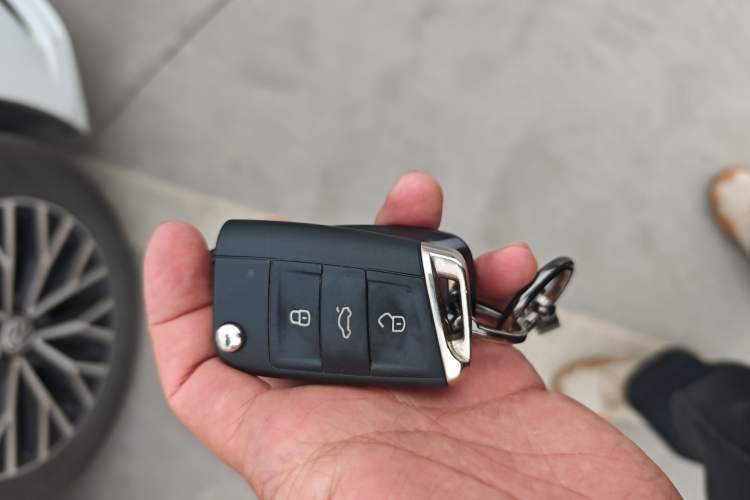 Used Volkswagen Sagitar 2019 280TSI DSG Comfort Version China VI Standard Vehicle Key