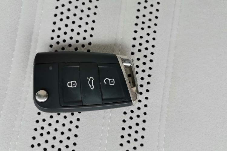 Used Volkswagen Sagitar 2019 200TSI DSG Comfort Version China VI Standard Vehicle Key