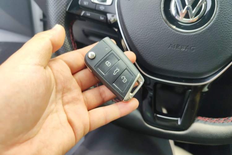 Used Volkswagen Sagitar 2019 280TSI DSG Comfort Version China VI Standard Vehicle Key