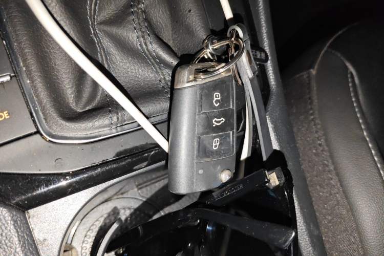 Used Volkswagen Sagitar 2019 280TSI DSG Comfort Version China VI Standard Vehicle Key