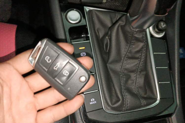 Used Volkswagen Sagitar 2019 280TSI DSG Comfort Version China VI Standard Vehicle Key