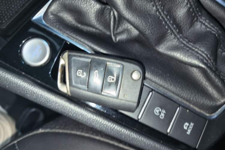 Used Volkswagen Sagitar 2019 280TSI DSG Comfort Version China VI Standard Vehicle Key