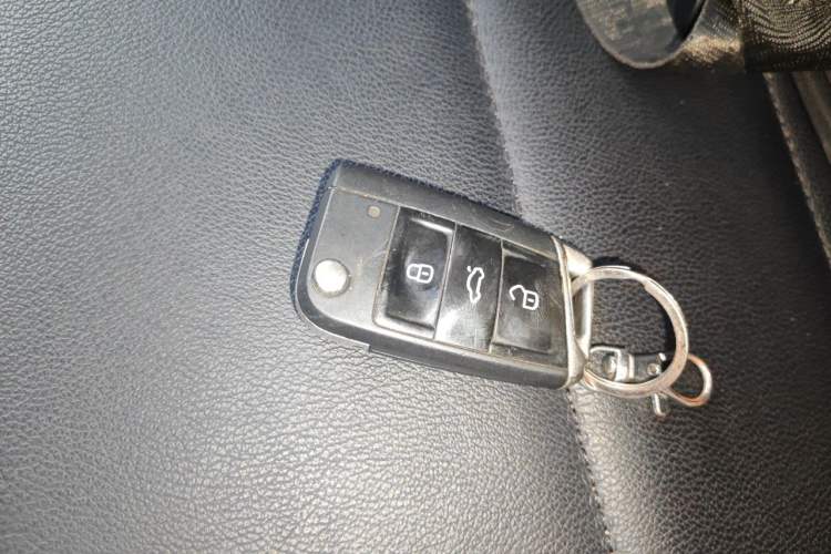 Used Volkswagen Sagitar 2019 280TSI DSG Comfort Version China VI Standard Vehicle Key