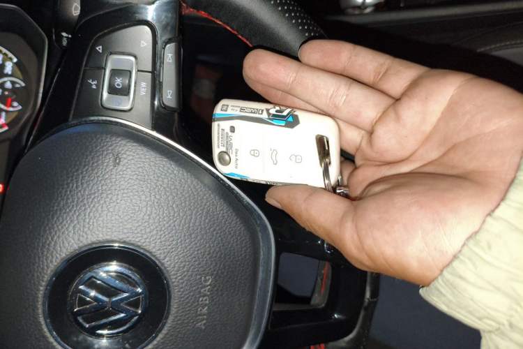 Used Volkswagen Sagitar 2019 280TSI DSG Luxury Version China VI Standard Vehicle Key
