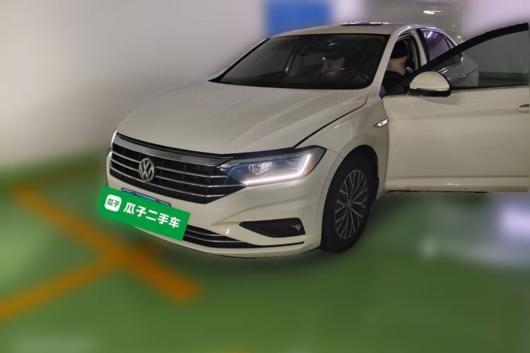 Used Volkswagen Sagitar 2019 280TSI DSG Comfort Version China VI Standard Guazi used car, China used car export, Used car for sale, Used cars, Cheapest cars for sale