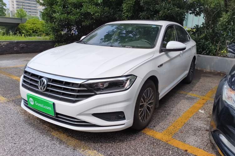 Used Volkswagen Sagitar 2019 200TSI DSG Comfort Version China VI Standard Guazi used car, China used car export, Used car for sale, Used  cars, Cheapest cars for sale