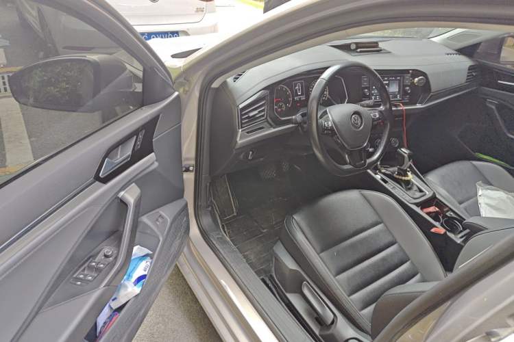 Used Volkswagen Sagitar 2019 280TSI DSG Comfort Version China VI Standard Driver Seat