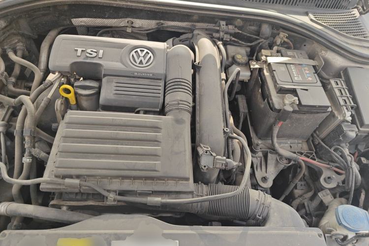 Used Volkswagen Sagitar 2019 280TSI DSG Comfort Version China VI Standard Engine Bay