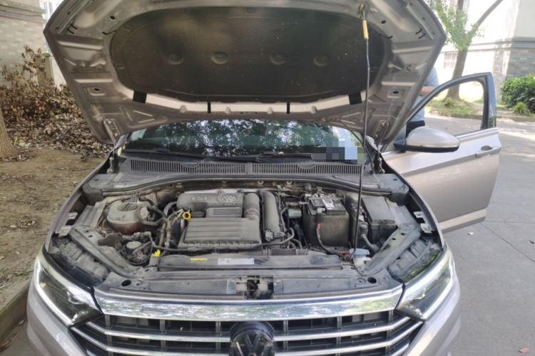 Used Volkswagen Sagitar 2019 280TSI DSG Comfort Version China VI Standard Engine Bay