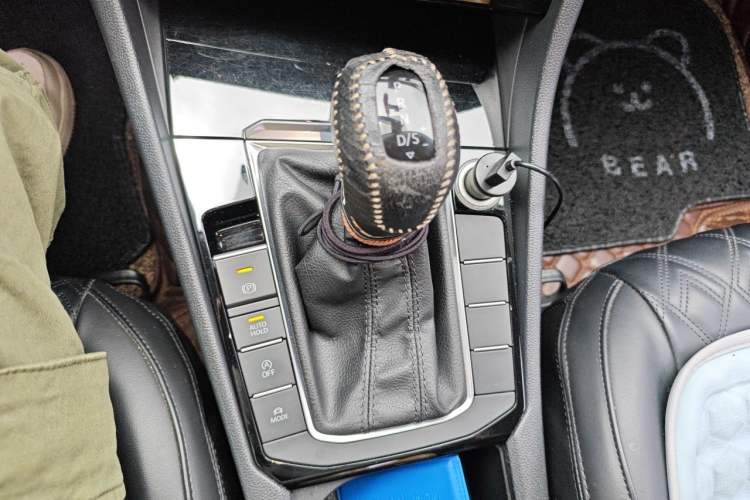 Used Volkswagen Sagitar 2019 280TSI DSG Comfort Version China V Standard Gear Lever