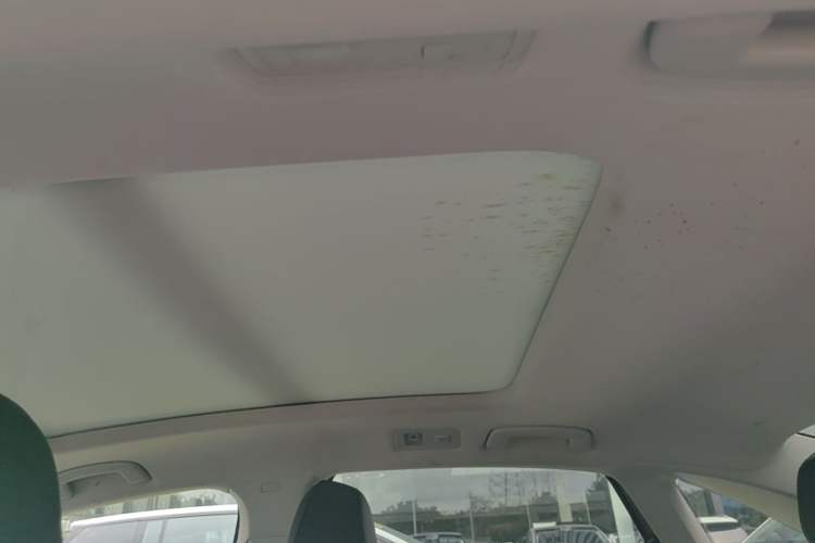 Used Volkswagen Sagitar 2019 280TSI DSG Comfort Version China VI Standard Headliner