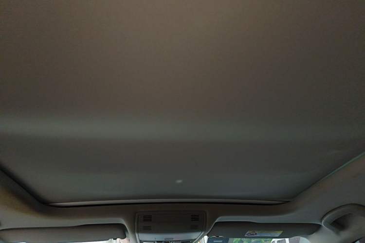 Used Volkswagen Sagitar 2019 280TSI DSG Comfort Version China VI Standard Headliner