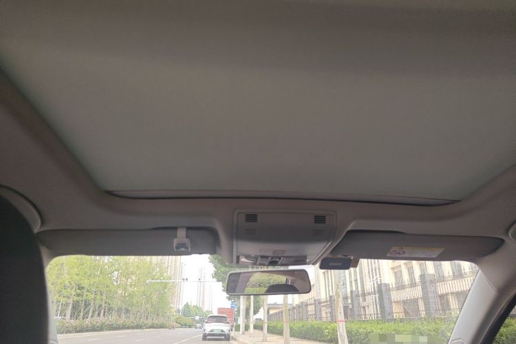 Used Volkswagen Sagitar 2019 280TSI DSG Comfort Version China VI Standard Headliner