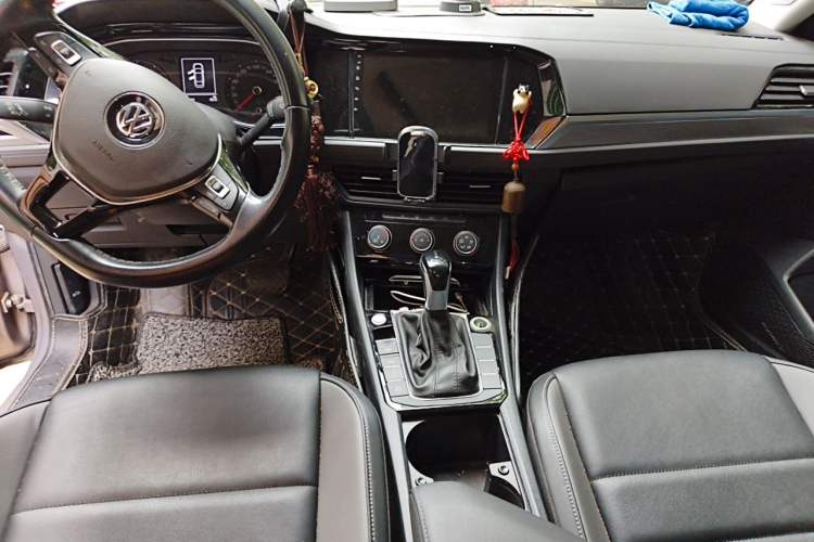 Used Volkswagen Sagitar 2019 280TSI DSG Comfort Version China VI Standard Interior 2