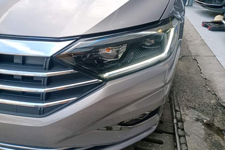 Used Volkswagen Sagitar 2019 280TSI DSG Comfort Version China V Standard Left Front Headlight