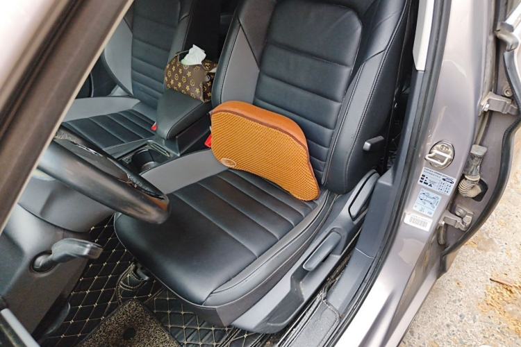 Used Volkswagen Sagitar 2019 280TSI DSG Comfort Version China VI Standard Left Front Seat