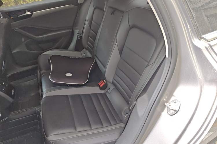 Used Volkswagen Sagitar 2019 280TSI DSG Comfort Version China VI Standard Left Rear Seat