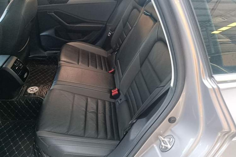 Used Volkswagen Sagitar 2019 280TSI DSG Comfort Version China V Standard Left Rear Seat
