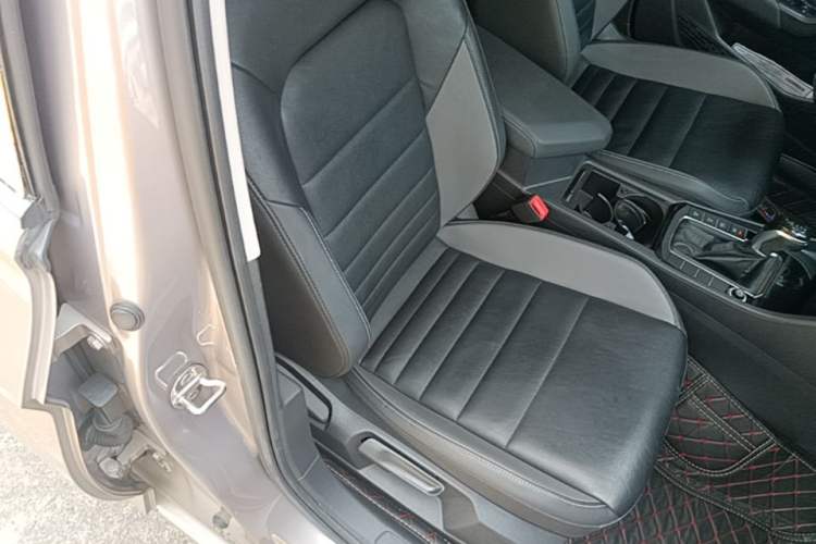 Used Volkswagen Sagitar 2019 280TSI DSG Comfort Version China V Standard Right Front Seat