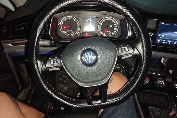 Used Volkswagen Sagitar 2019 280TSI DSG Comfort Version China VI Standard Steering Wheel