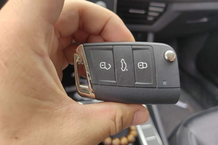 Used Volkswagen Sagitar 2019 280TSI DSG Comfort Version China VI Standard Vehicle Key