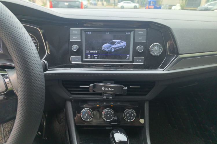Used Volkswagen Sagitar 2020 280TSI DSG Comfort Version China VI Standard Audio And AC Panel