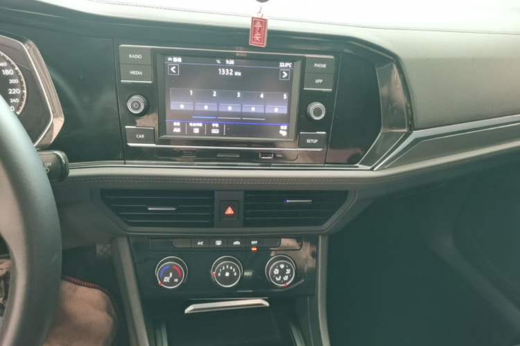 Used Volkswagen Sagitar 2020 280TSI DSG Comfort Version China VI Standard Audio And AC Panel