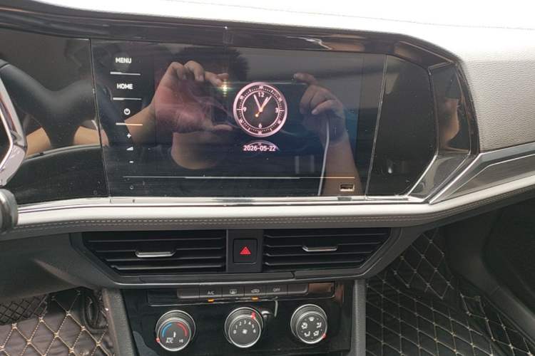 Used Volkswagen Sagitar 2020 280TSI DSG Comfort Version China VI Standard Audio And AC Panel