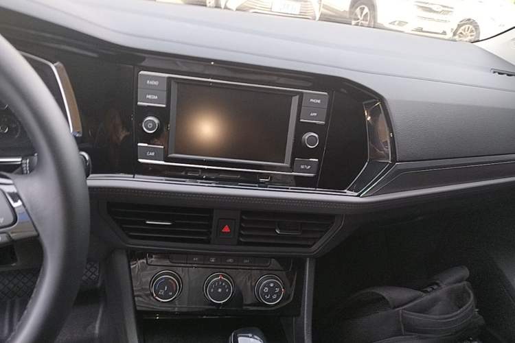 Used Volkswagen Sagitar 2020 280TSI DSG Comfort Version China VI Standard Audio And AC Panel