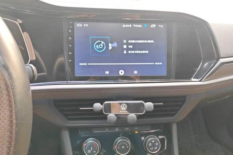 Used Volkswagen Sagitar 2020 280TSI DSG Comfort Version China VI Standard Audio And AC Panel