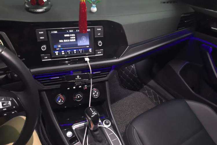 Used Volkswagen Sagitar 2020 280TSI DSG Comfort Version China VI Standard Audio And AC Panel