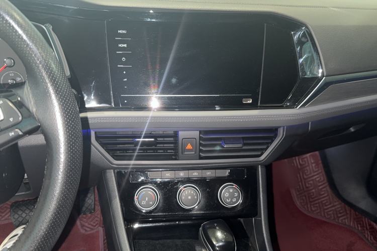 Used Volkswagen Sagitar 2020 280TSI DSG Comfort Version China VI Standard Audio And AC Panel