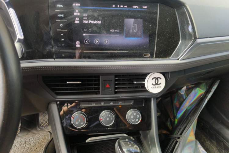 Used Volkswagen Sagitar 2020 280TSI DSG Comfort Version China VI Standard Audio And AC Panel