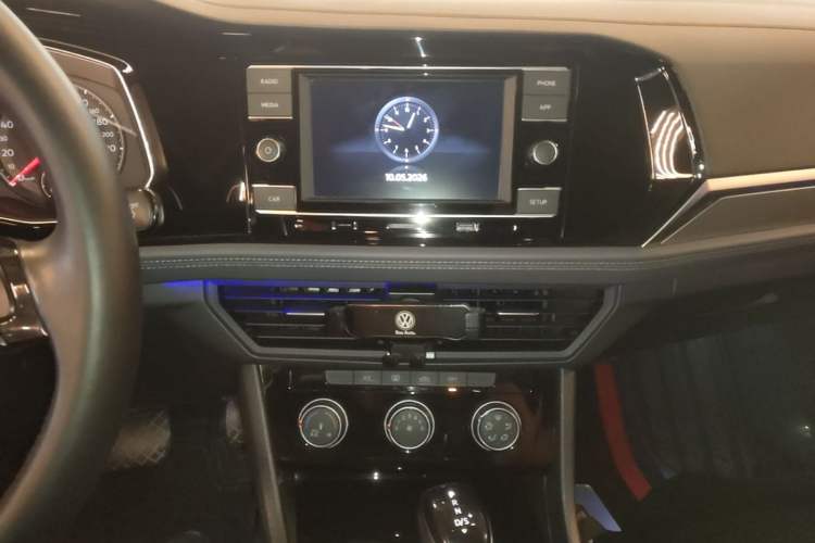 Used Volkswagen Sagitar 2020 280TSI DSG Comfort Version China VI Standard Audio And AC Panel