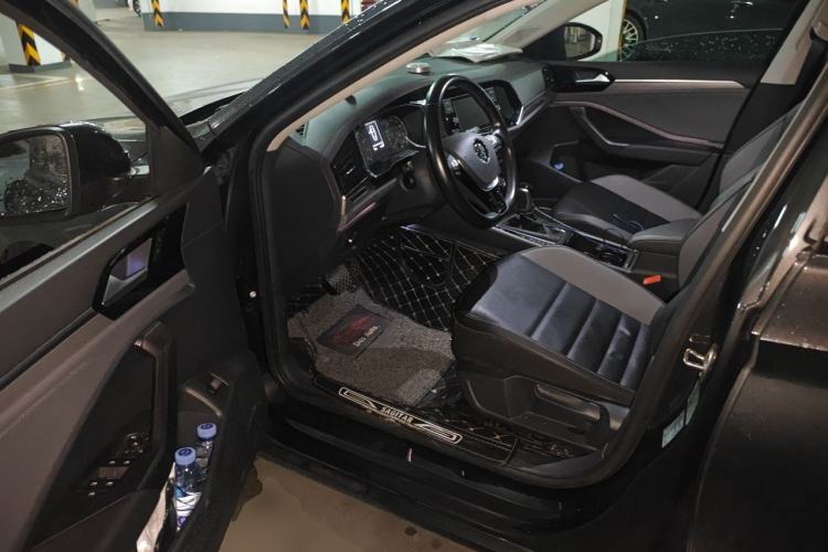 Used Volkswagen Sagitar 2020 200TSI DSG Comfort Version China VI Standard Driver Seat