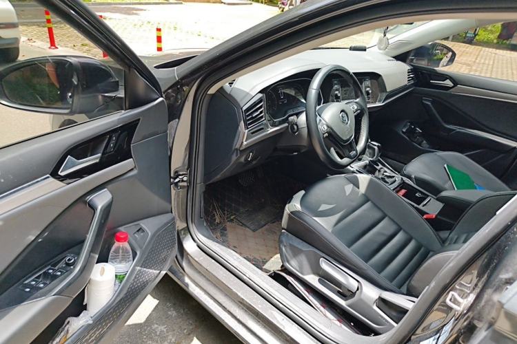 Used Volkswagen Sagitar 2020 280TSI DSG Comfort Version China VI Standard Driver Seat