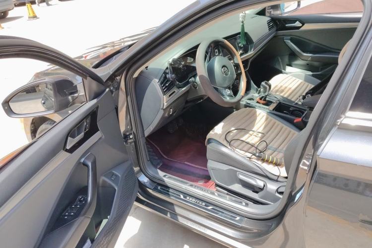 Used Volkswagen Sagitar 2020 280TSI DSG Comfort Version China VI Standard Driver Seat