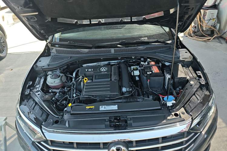 Used Volkswagen Sagitar 2020 280TSI DSG Comfort Version China VI Standard Engine Bay