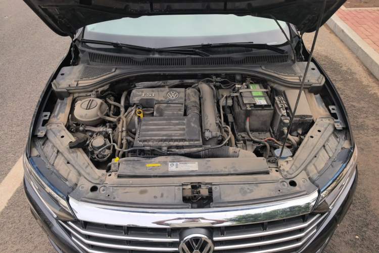 Used Volkswagen Sagitar 2020 280TSI DSG Comfort Version China VI Standard Engine Bay