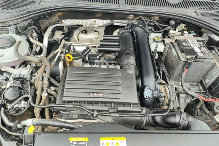 Used Volkswagen Sagitar 2020 280TSI DSG Comfort Version China VI Standard Engine Bay